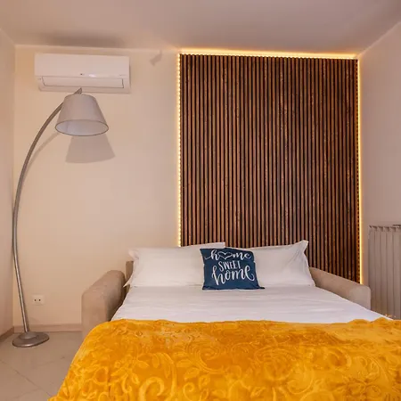 Rentwin-cisanello Apartamento